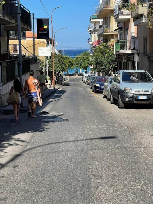 Casa Vacanza Giardini Naxos Taormina Miranaxos Exterior foto