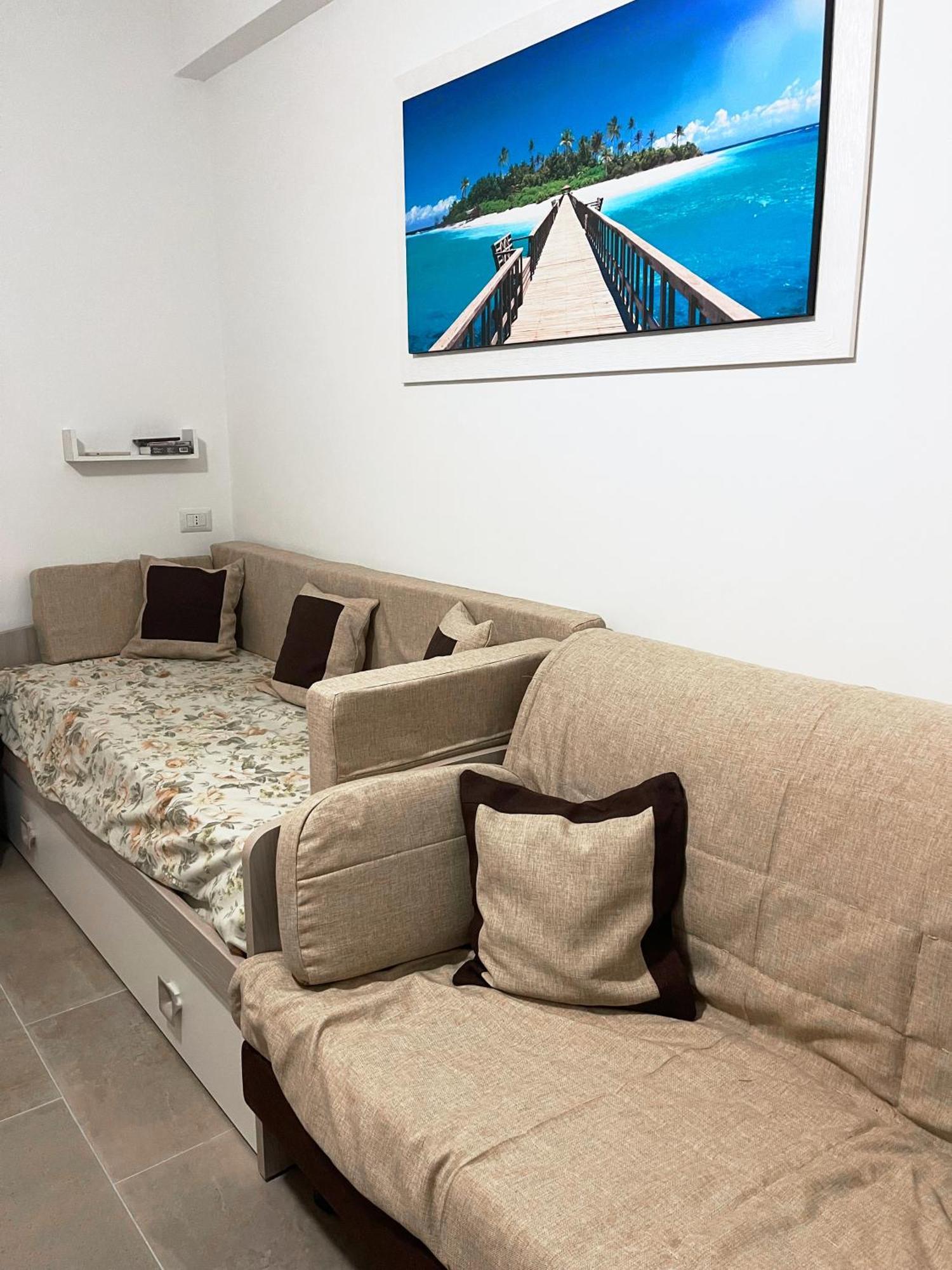 Casa Vacanza Giardini Naxos Taormina Miranaxos Exterior foto